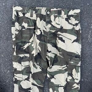 New With Tag Fleece Lined insulated Wrangler Camo AOP pants size 36" x 30"